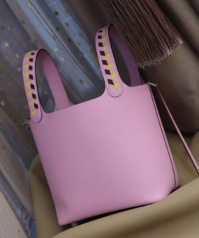 에르메스 피코탄18 레더 트레사쥬 모브실베스트레 앱송